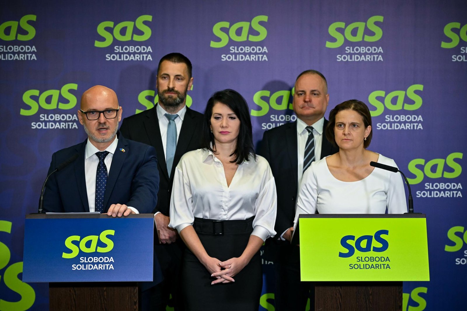 SaS chce, aby bol poplatok za vyradenie vozidla 50 eur namiesto 500 eur SaS chce, aby bol poplatok za vyradenie vozidla 50 eur namiesto 500 eur