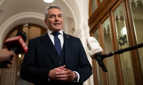Bývalý rakúsky kancelár Nehammer po odstúpení z funkcie odchádza z vrcholovej politiky