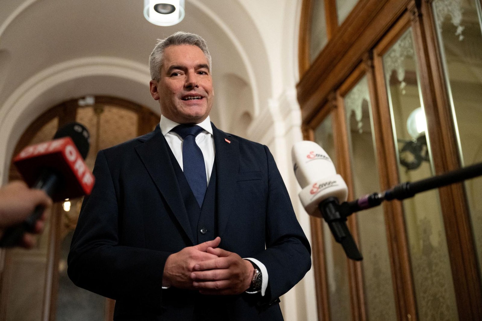 Bývalý rakúsky kancelár Nehammer po odstúpení z funkcie odchádza z vrcholovej politiky Bývalý rakúsky kancelár Nehammer po odstúpení z funkcie odchádza z vrcholovej politiky