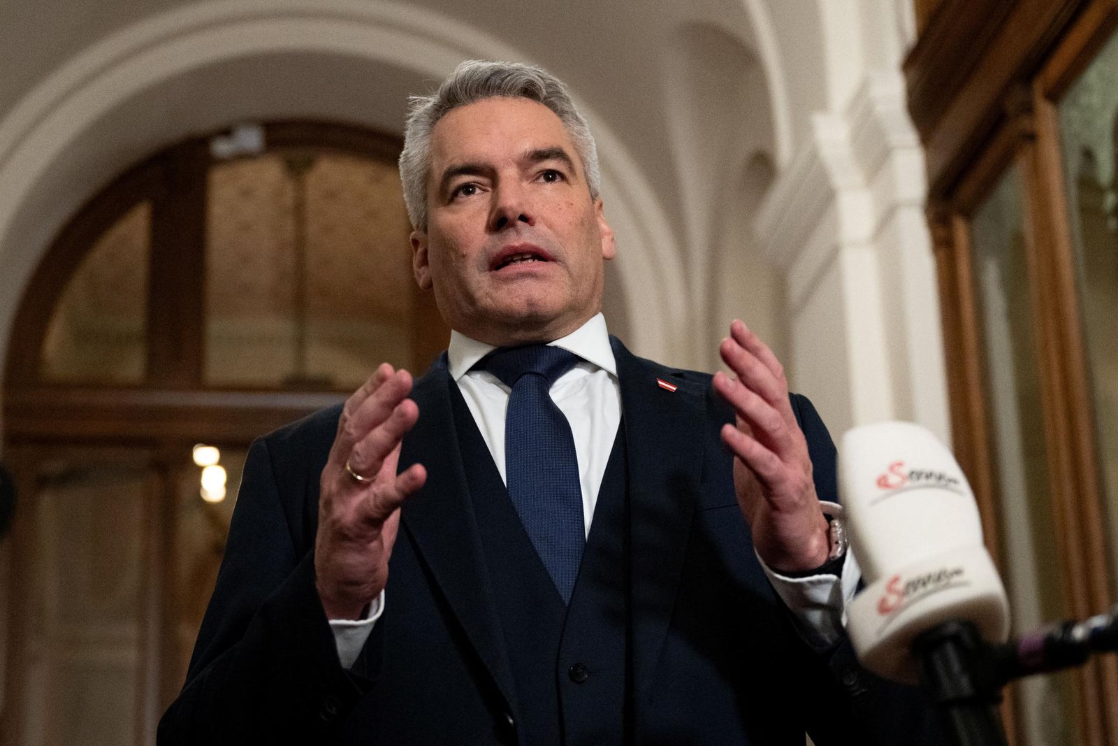 Ľudovci v Rakúsku prerušili koaličné rokovania so sociálnymi demokratmi Ľudovci v Rakúsku prerušili koaličné rokovania so sociálnymi demokratmi