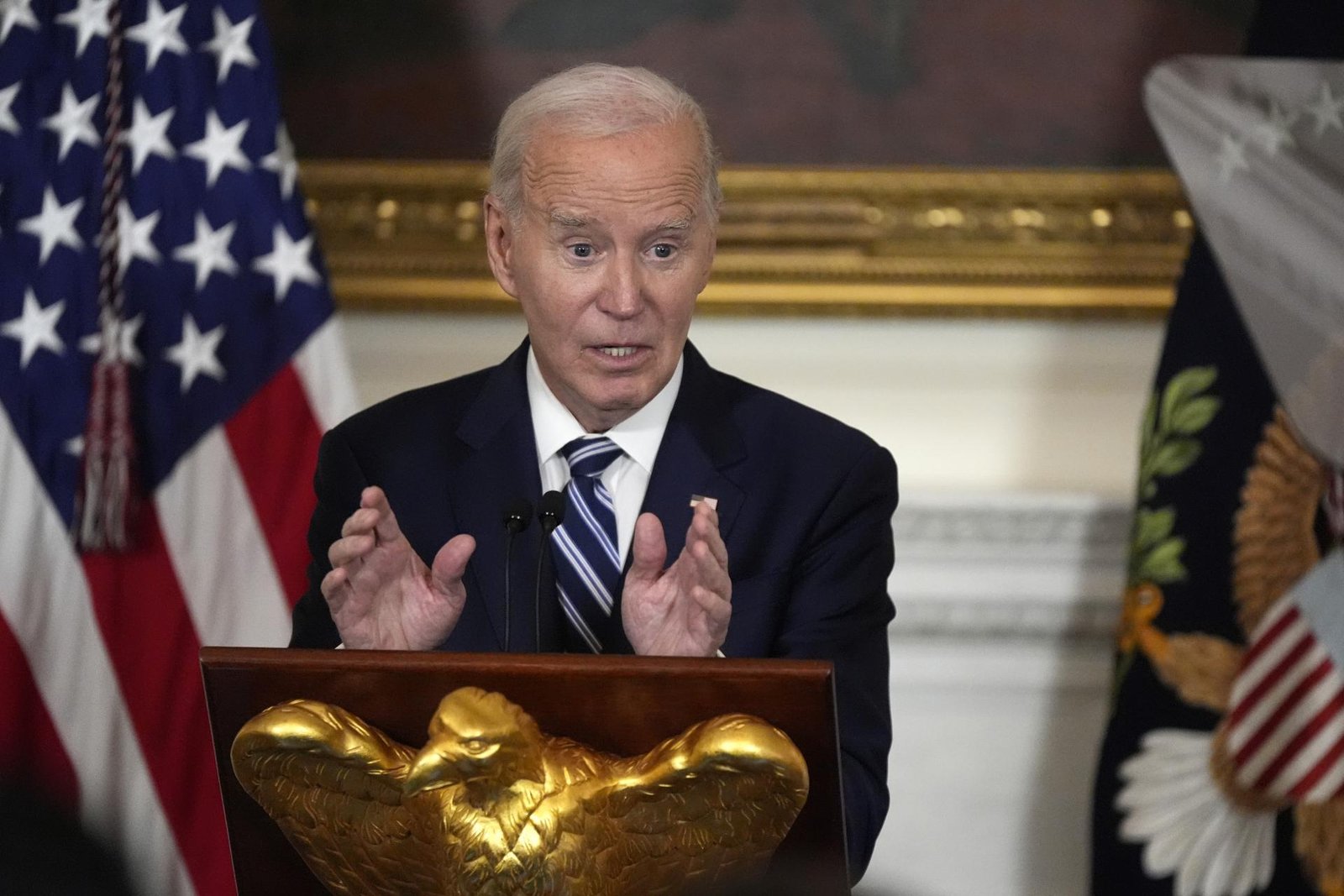 Biden varoval pred prepisovaním udalostí zo 6. januára 2021. Demokracia bola vystavená skúške, vraví Biden varoval pred prepisovaním udalostí zo 6. januára 2021. Demokracia bola vystavená skúške, vraví