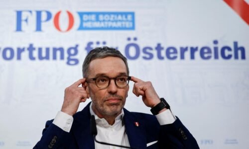 Šéf rakúskej FPÖ prizve ku koaličným rokovaniam ľudovcov