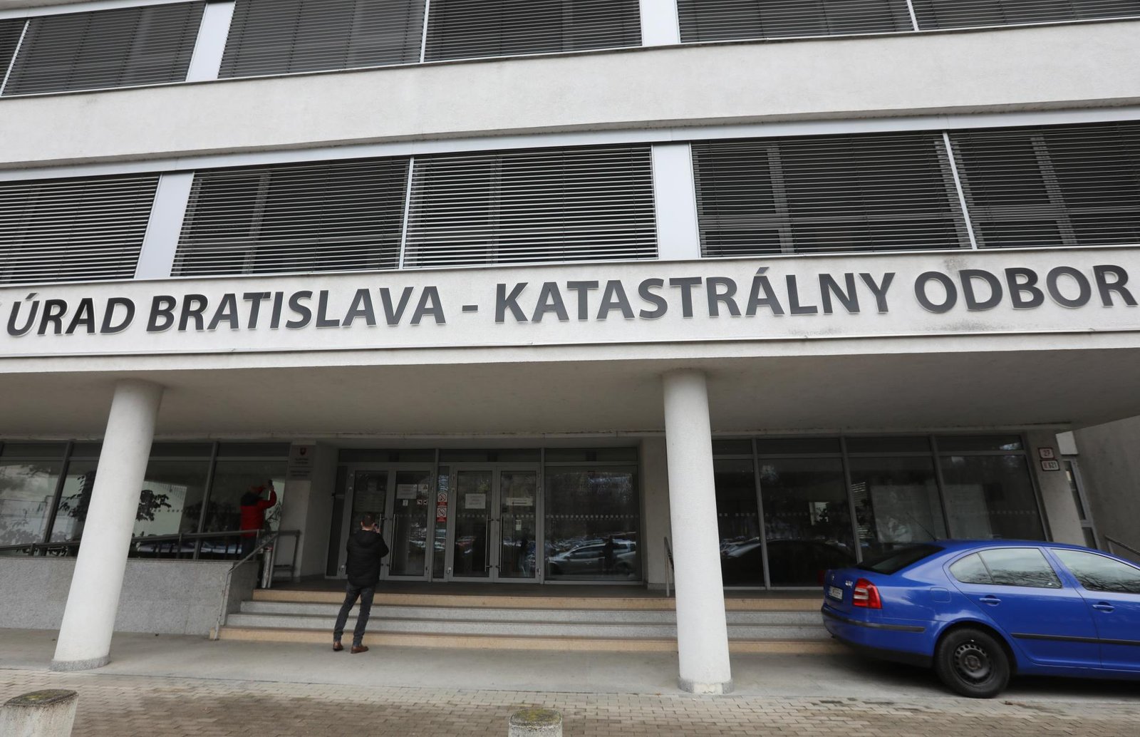 Kybernetický útok na kataster môže spomaliť prípravu stavebného portálu. Má sa spustiť spolu s novým zákonom Kybernetický útok na kataster môže spomaliť prípravu stavebného portálu. Má sa spustiť spolu s novým zákonom