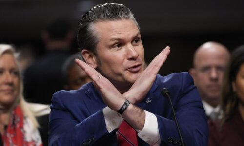 Americký senát vypočúva nominantov Trumpa na vládne posty. Senátori kritikou nešetria, na muške sú viacerí
