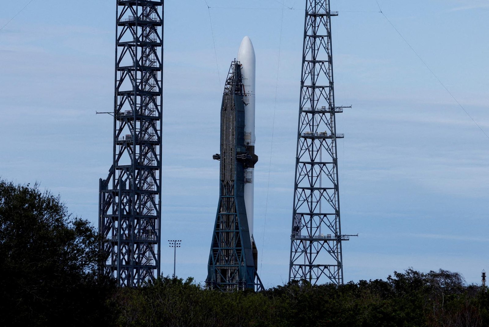 Raketa New Glenn spoločnosti Blue Origin odštartovala k prvému letu Raketa New Glenn spoločnosti Blue Origin odštartovala k prvému letu