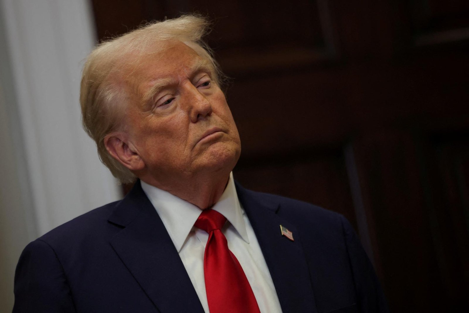 Trump predstavil projekt Stargate, ktorý má investovať 500 miliárd dolárov do umelej inteligencie