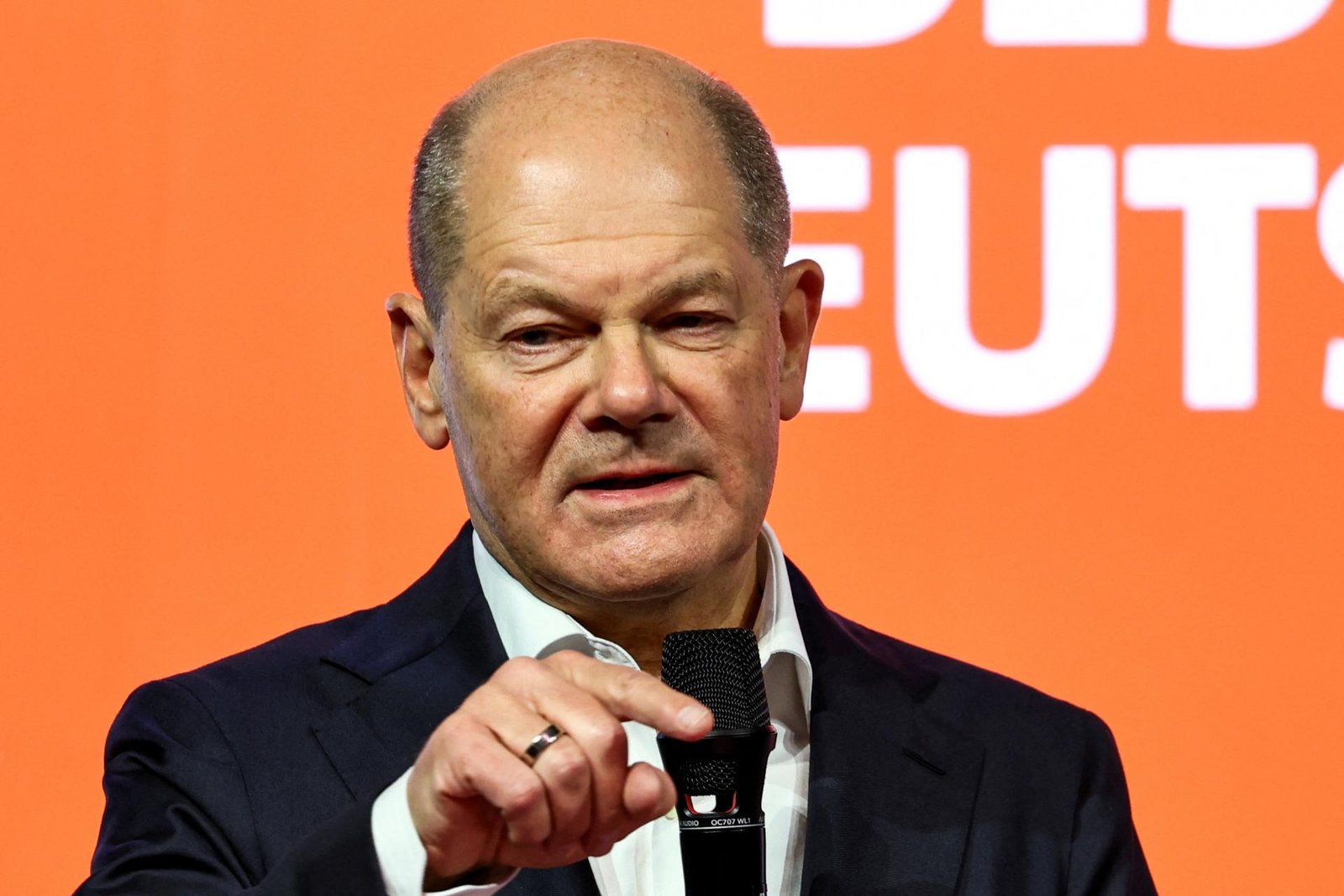 Nemecký Spolkový snem prerokuje dva návrhy na sprísnenie migračnej politiky Nemecký Spolkový snem prerokuje dva návrhy na sprísnenie migračnej politiky