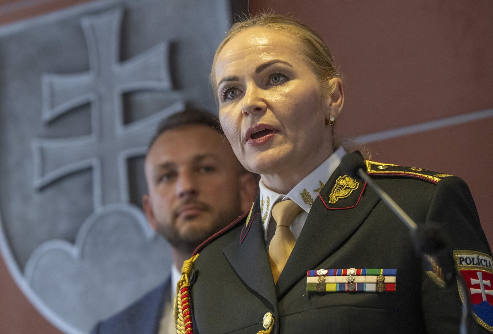 Novou policajnou prezidentkou sa stala Jana Maškarová. Je prvou ženou vo funkcii Novou policajnou prezidentkou sa stala Jana Maškarová. Je prvou ženou vo funkcii