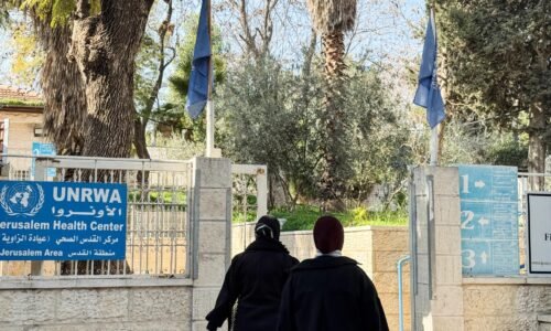 Londýn, Paríž a Berlín vyjadrili obavy z izraelského zákazu kontaktu s mierovou misiou OSN