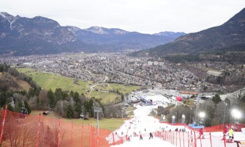 V Garmisch-Partenkirchene sa schyľuje k tesnému súboju. Favoritky pôjdu jedna za druhou