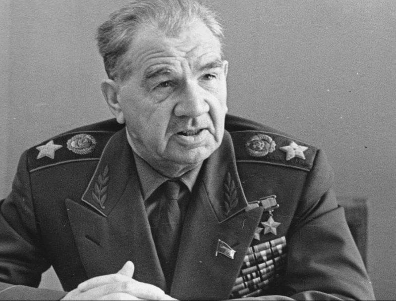 Maršal Čujkov o Solženicynovi Maršal Čujkov o Solženicynovi