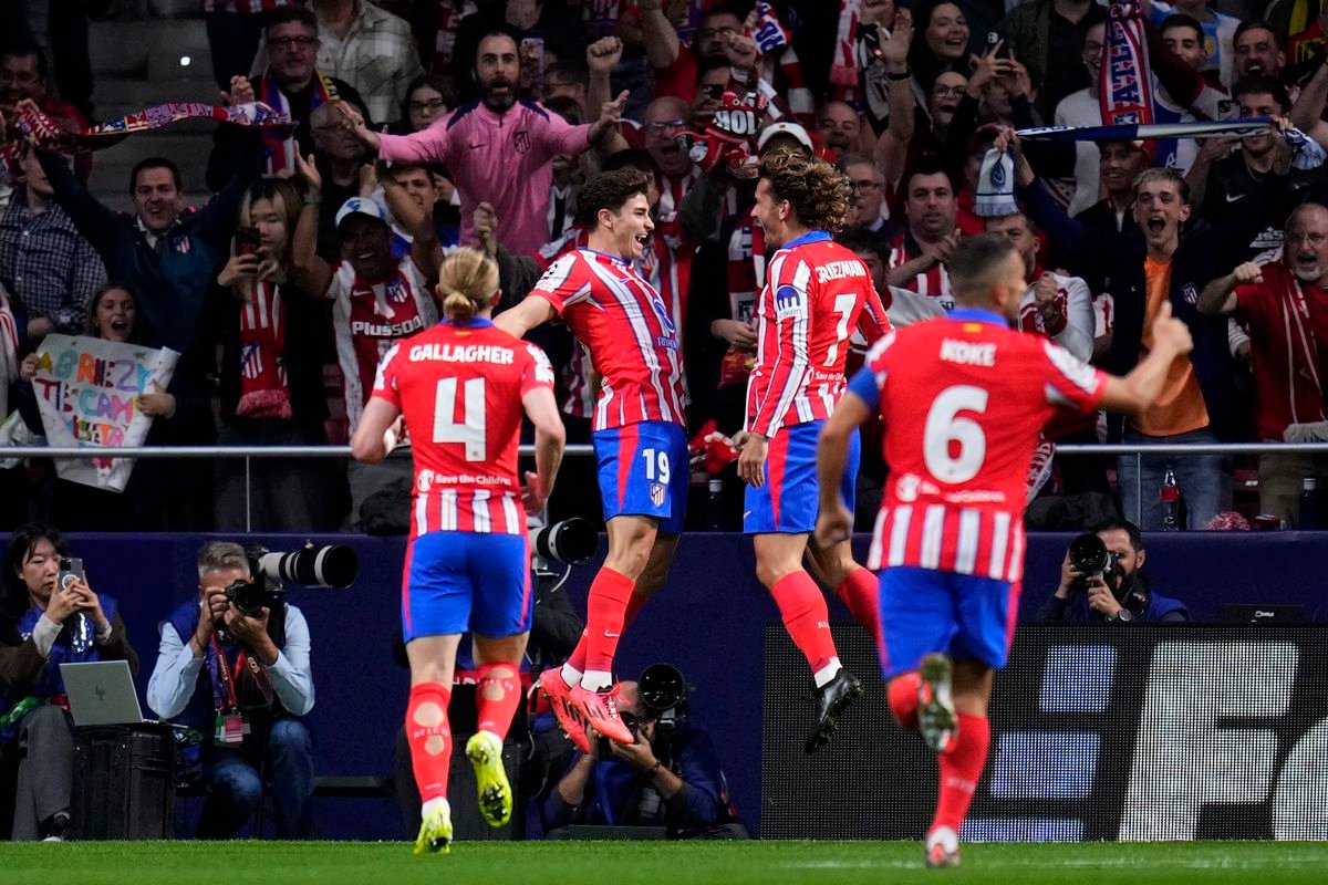 Real a Barcelona sa zatiaľ musia skloniť. Atletico Madrid zostal na čele