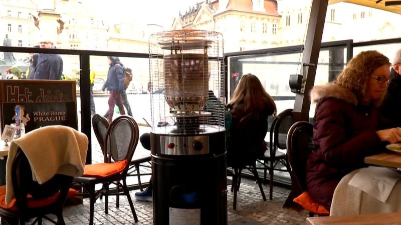Hasiči reagují na tragédii v Mostě: Kontrolovali předzahrádky v Praze, zjistili pochybení