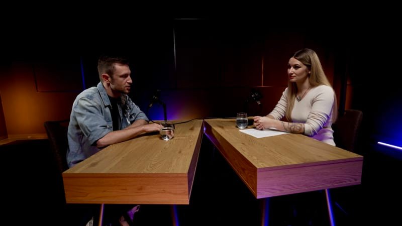 Lidí s depresemi přibývá. Umělá inteligence může být dobrá první pomoc, říká psychiatr Lidí s depresemi přibývá. Umělá inteligence může být dobrá první pomoc, říká psychiatr