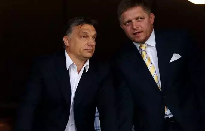 Stretnutie Fica a Orbána v Bratislave považujú ich odporcovia za začiatok „križiackej výpravy“ proti Bruselu