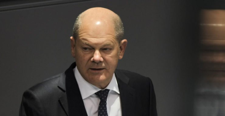 Scholz v ohni kritiky: Obvinenia z tajnej cesty do Moskvy rozprúdili politickú búrku Scholz v ohni kritiky: Obvinenia z tajnej cesty do Moskvy rozprúdili politickú búrku