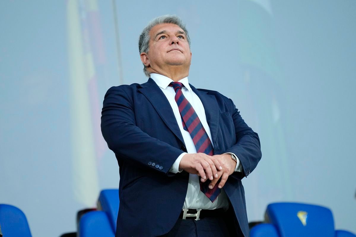 Prezident Barcelony je pod tlakom. Hrozí, že bude čeliť odvolávaniu