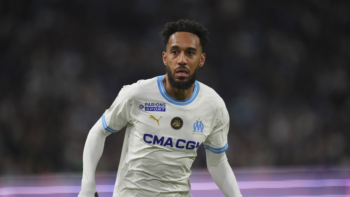 Pierre-Emerick Aubameyang prehovoril o lúpeži v Barcelone, problémoch s Artetom a chaose v Chelsea Pierre-Emerick Aubameyang prehovoril o lúpeži v Barcelone, problémoch s Artetom a chaose v Chelsea