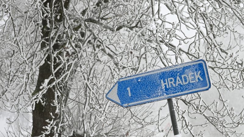 Sledujte RADAR: Česko v zajetí mrazu. Chumelenice zasáhne většinu území, hrozí ledovka Sledujte RADAR: Česko v zajetí mrazu. Chumelenice zasáhne většinu území, hrozí ledovka