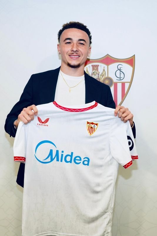Po 5 rokoch opúšťa Bundesligu. Sevilla potvrdila príchod opory reprezentácie
