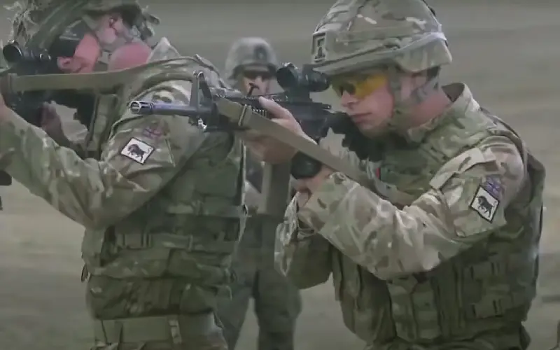 Aj Hitlerov bunker nakoniec chránili tí najvernejší. Posledný pokus Británie predĺžiť konflikt na Ukrajine Aj Hitlerov bunker nakoniec chránili tí najvernejší. Posledný pokus Británie predĺžiť konflikt na Ukrajine
