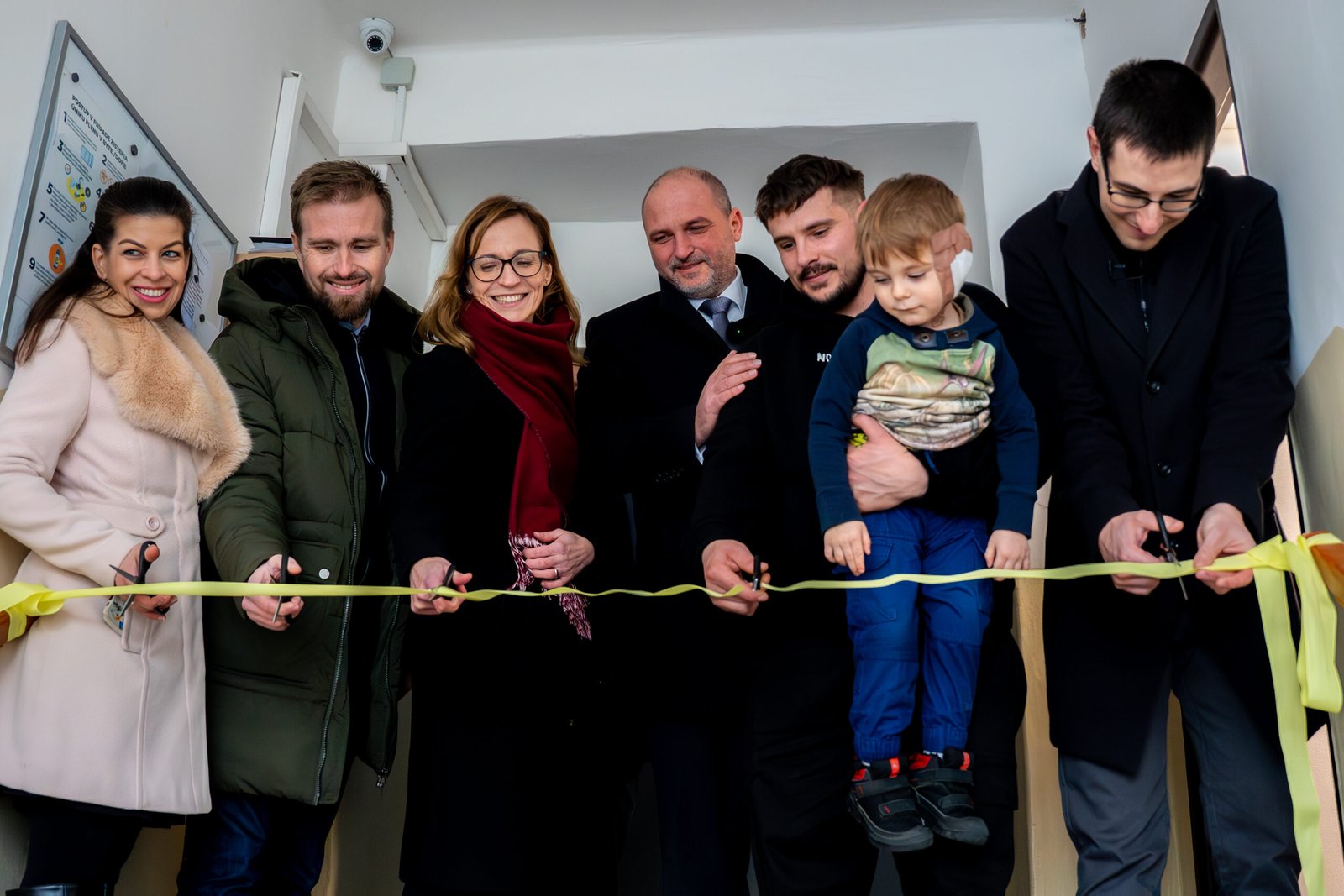 Zrekonštruovaný sociálny byt potešil košického cukrára a jeho trojročného syna Zrekonštruovaný sociálny byt potešil košického cukrára a jeho trojročného syna