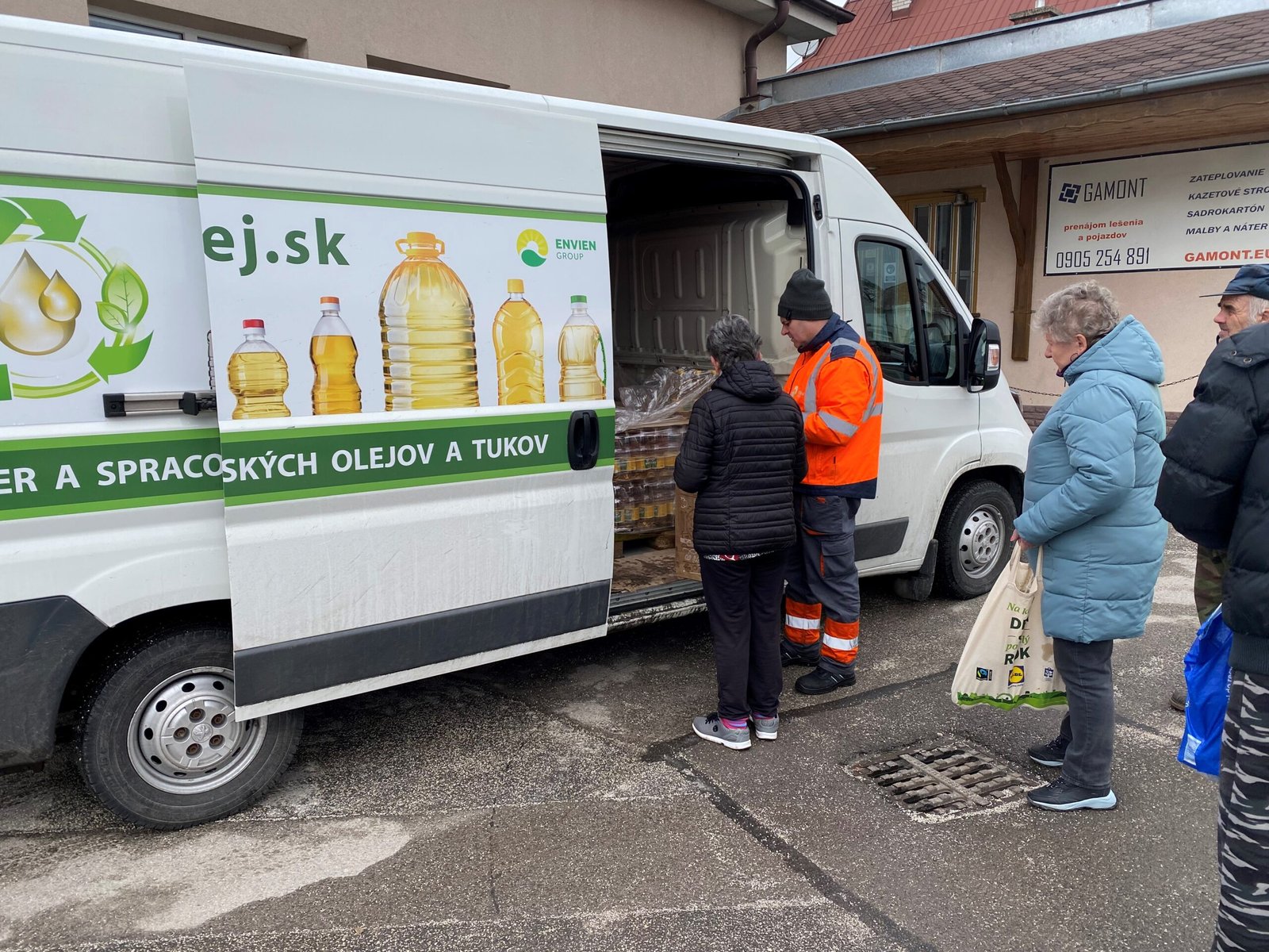 Mobilný zber použitého kuchynského oleja už čoskoro Mobilný zber použitého kuchynského oleja už čoskoro