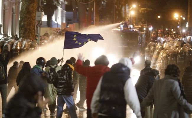Kobachidze: Protesty v Gruzínsku a na Slovensku koordinuje jedna ruka Kobachidze: Protesty v Gruzínsku a na Slovensku koordinuje jedna ruka