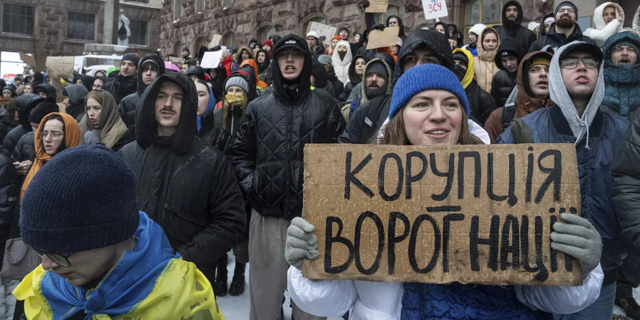 Bude sa zodpovedať za životy, územia a doláre — v USA sú zdesení korupciou na Ukrajine Bude sa zodpovedať za životy, územia a doláre — v USA sú zdesení korupciou na Ukrajine