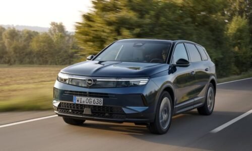 Opel Grandland oficiálně v Česku. S bohatou výbavou ho lze pořídit za zajímavou cenu