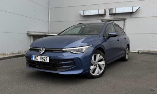 Volkswagenu Golf v akční výbavě nic nechybí. Na jednu nádrž ujede tisíc kilometrů Volkswagenu Golf v akční výbavě nic nechybí. Na jednu nádrž ujede tisíc kilometrů