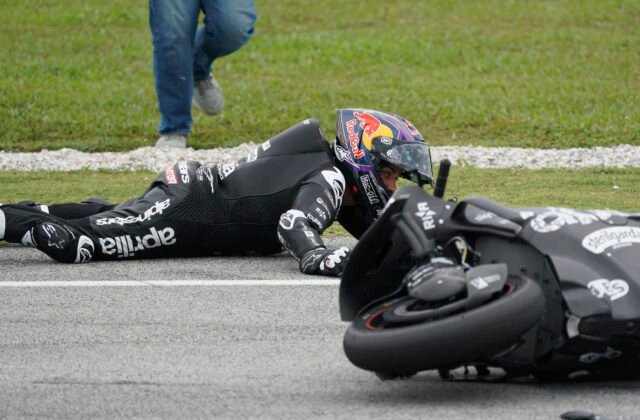 310628_malaysia_motogp_test_69322-640x420.jpg Majster sveta MotoGP Martín podstúpil operáciu zranenej ruky, udialo sa tak po havárii počas tréningu