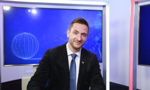 Novým podpredsedom strany Európa suverénnych národov sa stal Milan Uhrík Novým podpredsedom strany Európa suverénnych národov sa stal Milan Uhrík