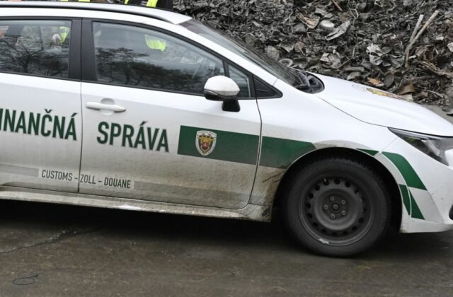 333181_colna-sprava-640x420.jpg Riaditeľ colnej správy Staško v práci nafúkal, končí ani nie po mesiaci od nástupu do funkcie