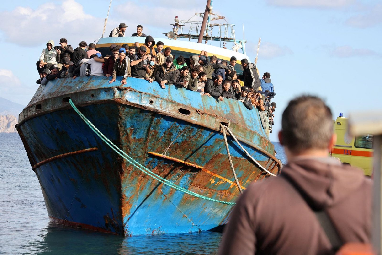 Grécka pobrežná stráž zlyhala pri potopení lode so 750 migrantmi, tvrdí ombudsman