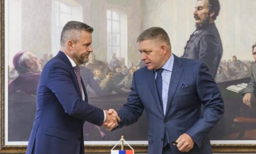 Premiér zatiaľ nedoručil prezidentovi návrhy na zmeny vo vláde. Ultimátum nedostal