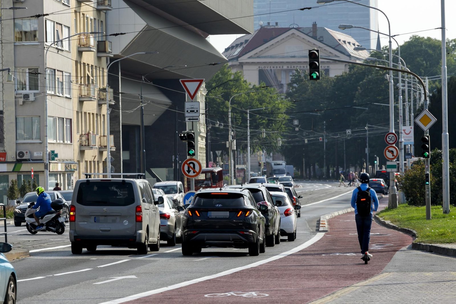 Bratislava nevidí dôvod na pokutu, pri cyklotrase na Vajanského čaká na ďalšie kroky rezortu dopravy Bratislava nevidí dôvod na pokutu, pri cyklotrase na Vajanského čaká na ďalšie kroky rezortu dopravy