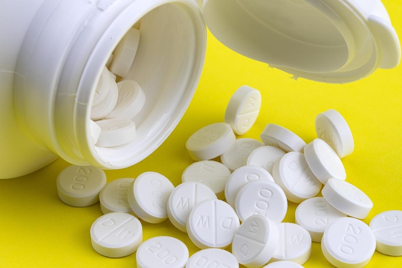 Paracetamol sa užíva na horúčku a bolesť. Vo vysokých dávkach je však toxický Paracetamol sa užíva na horúčku a bolesť. Vo vysokých dávkach je však toxický
