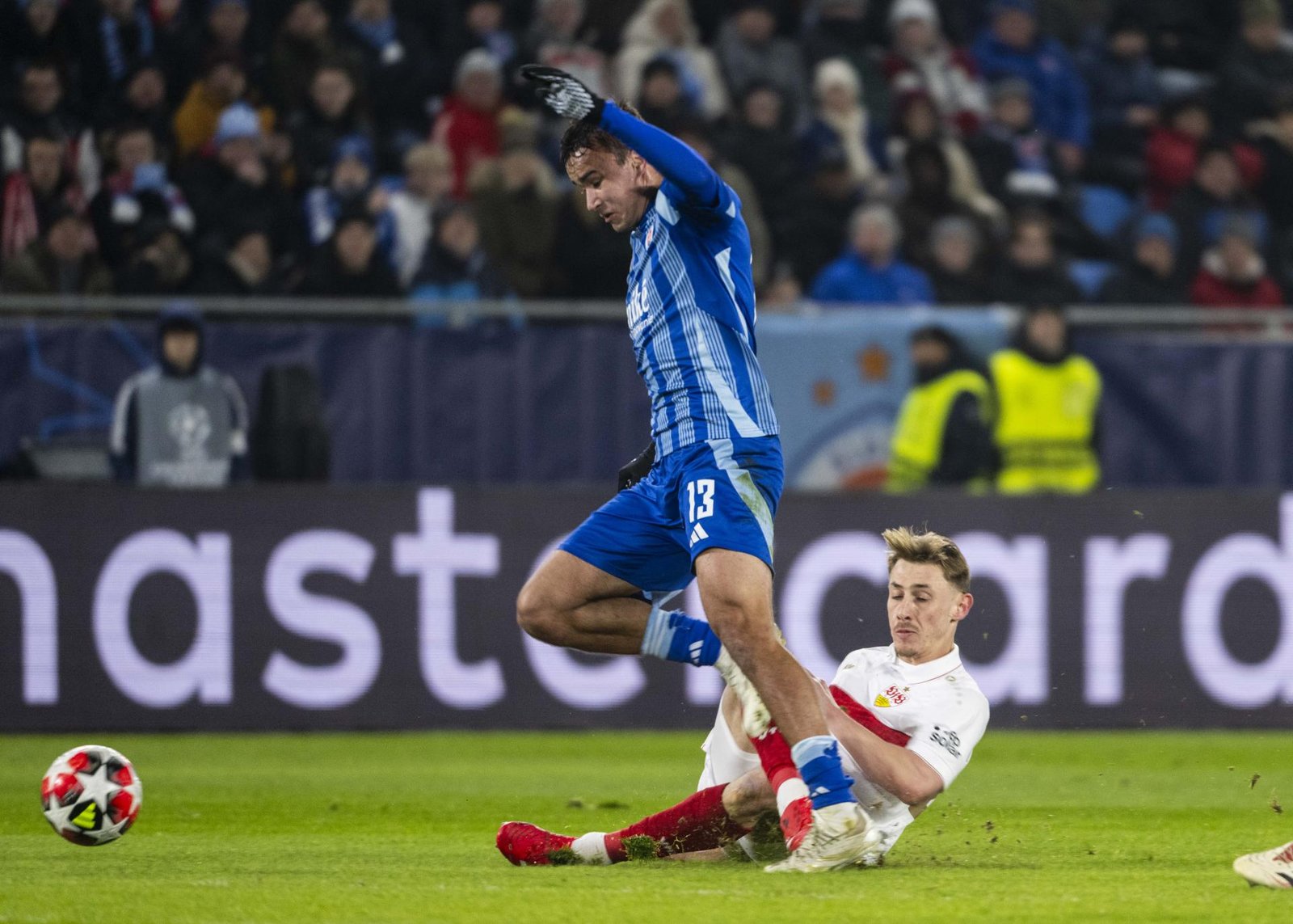 Celtic sa zaujíma o Strelca, klub je pripravený zaplatiť za neho milióny eur Celtic sa zaujíma o Strelca, klub je pripravený zaplatiť za neho milióny eur