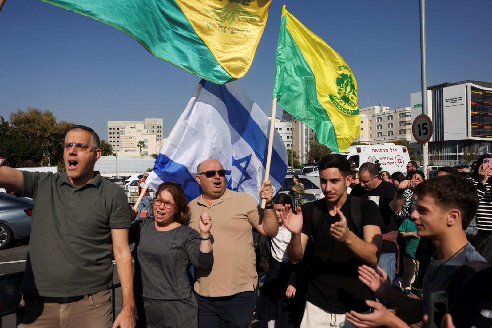 Hamas a Izrael sa dohodli na pokračovaní prvej fázy prímeria, uvádza izraelský denník Hamas a Izrael sa dohodli na pokračovaní prvej fázy prímeria, uvádza izraelský denník