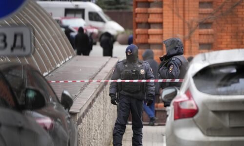 V Kaliningrade po smrti chlapca protestujú proti beztrestnosti domáceho násilia, našli ho vo vodnej nádrži