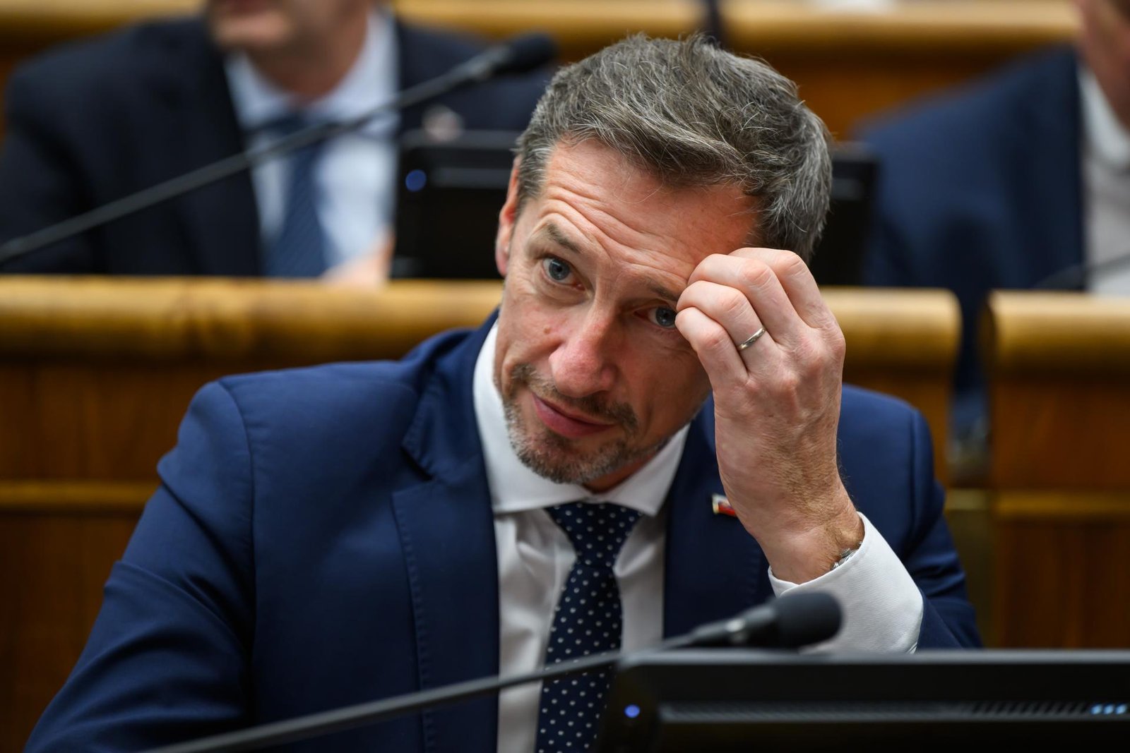 KDH predstavilo svoje návrhy na zmenu ústavy, vládny návrh nepovažuje za dobrý