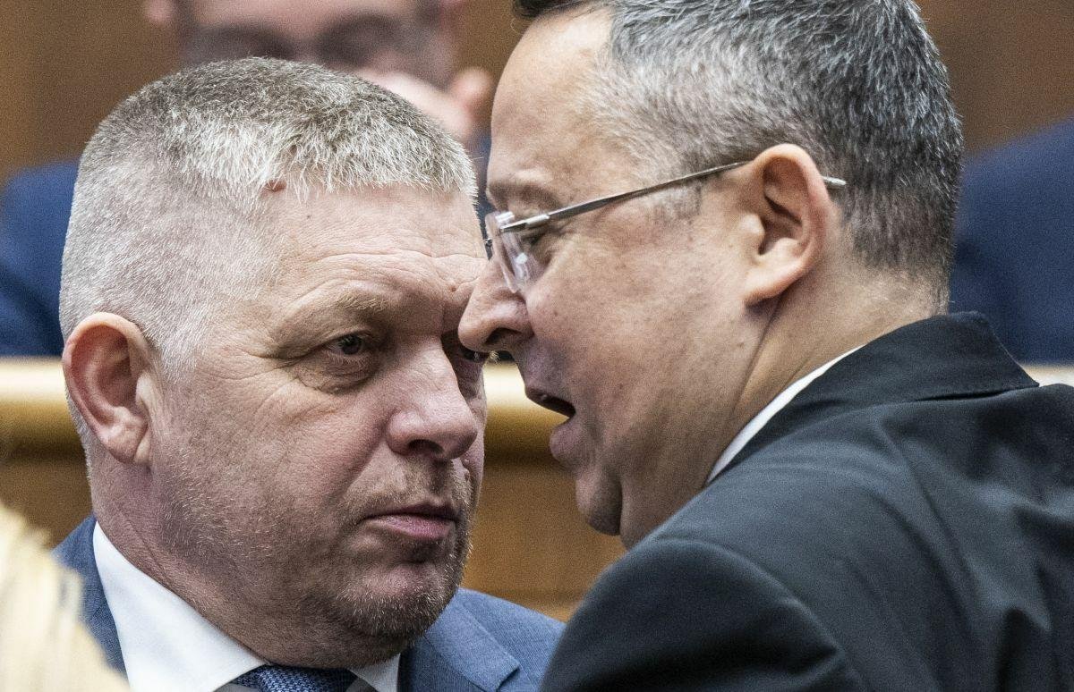 Ficova daň poslala Slovákov do obchodov. V snahe sa jej vyhnúť lovili pred Vianocami elektroniku