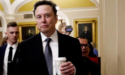 Musk chce vymazať vládne agentúry, sú podľa neho protikladom k vláde ľudu