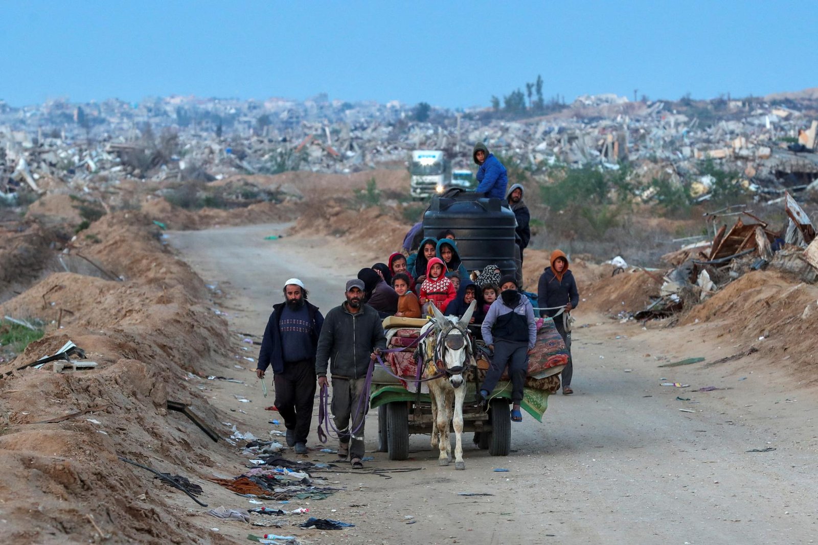 Izraelská armáda stiahla svoje sily z koridoru Necarim v Pásme Gazy, potvrdil Hamas Izraelská armáda stiahla svoje sily z koridoru Necarim v Pásme Gazy, potvrdil Hamas