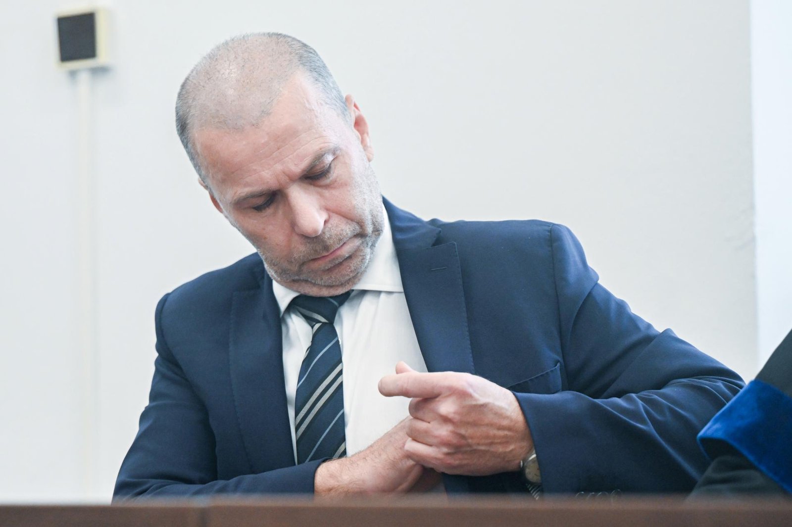 Na Santusovej výpoveď sa prišiel pozrieť aj Štefan Harabin. Spomínala detaily zo zatýkania takáčovcov Na Santusovej výpoveď sa prišiel pozrieť aj Štefan Harabin. Spomínala detaily zo zatýkania takáčovcov