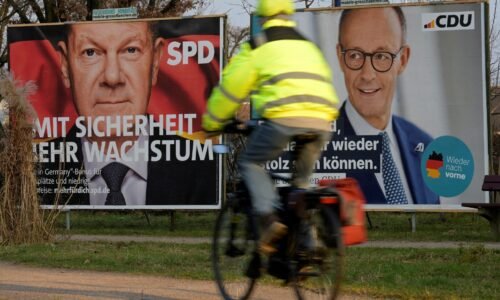 Nemeckí konzervatívci pred voľbami vedú, no budú potrebovať trojkoalíciu, ukazuje prieskum