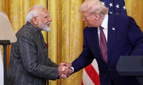 Trump ponúkol indickému premiérovi Módímu najmodernejšie stíhačky, prisľúbil posilnenie obchodu