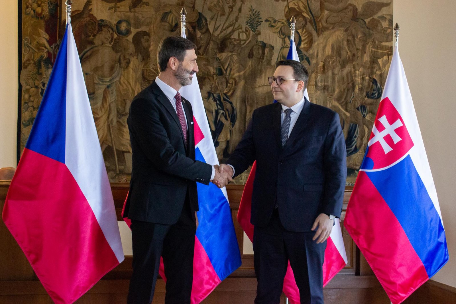 Lipavský prijal Blanára, rokovať budú o vzájomných vzťahoch a spolupráci