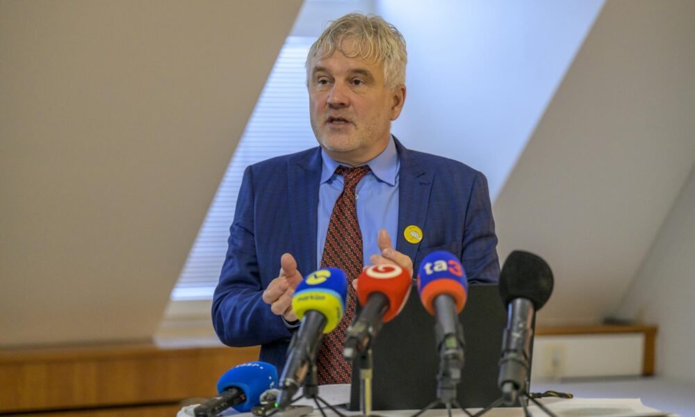 Základom prevencie proti šikane je komunikácia a bezpečný priestor, tvrdí Mikloško